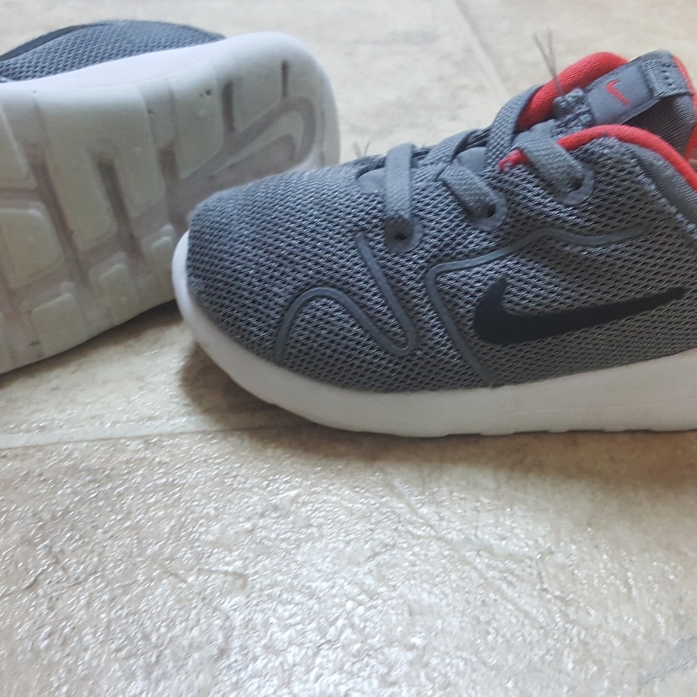 Toddler nikes
